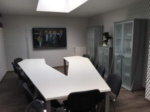 Assur Consult - meeting room